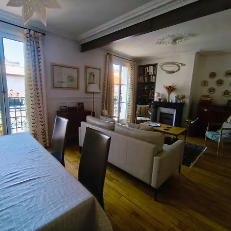 Parisian Duplex Close To Iconic Sites Tour Eiffel * Paris